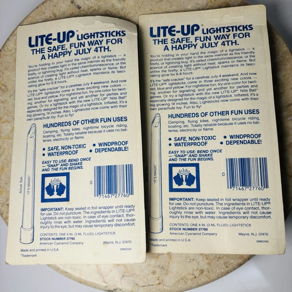 Vtg Lite-Up Glow Stick Toy Light‎ 1970s NOS 4th Of July Halloween Vintage Kids